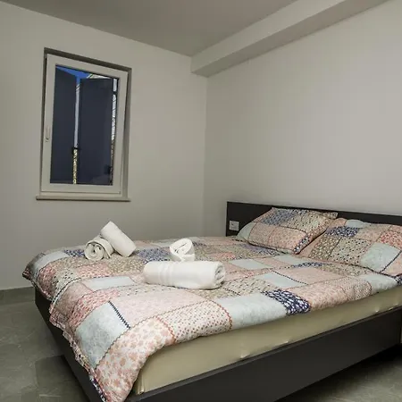 Apartman Lucija * Cres