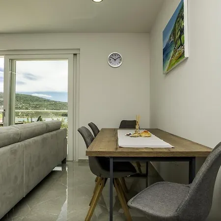 Apartman Lucija
