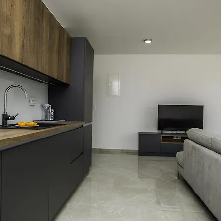 Apartman Lucija